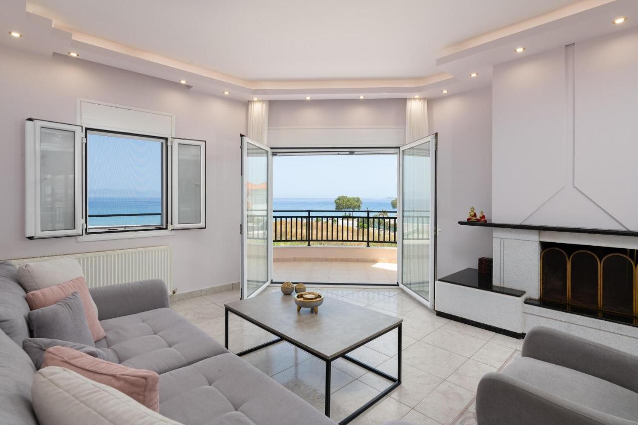White&Blue Luxury Suites Ialysos  Exterior photo